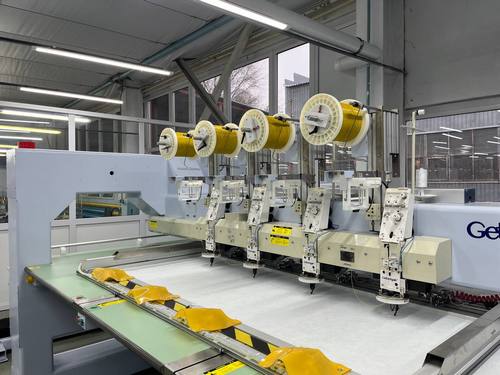 4-х головочная вышивальная машина